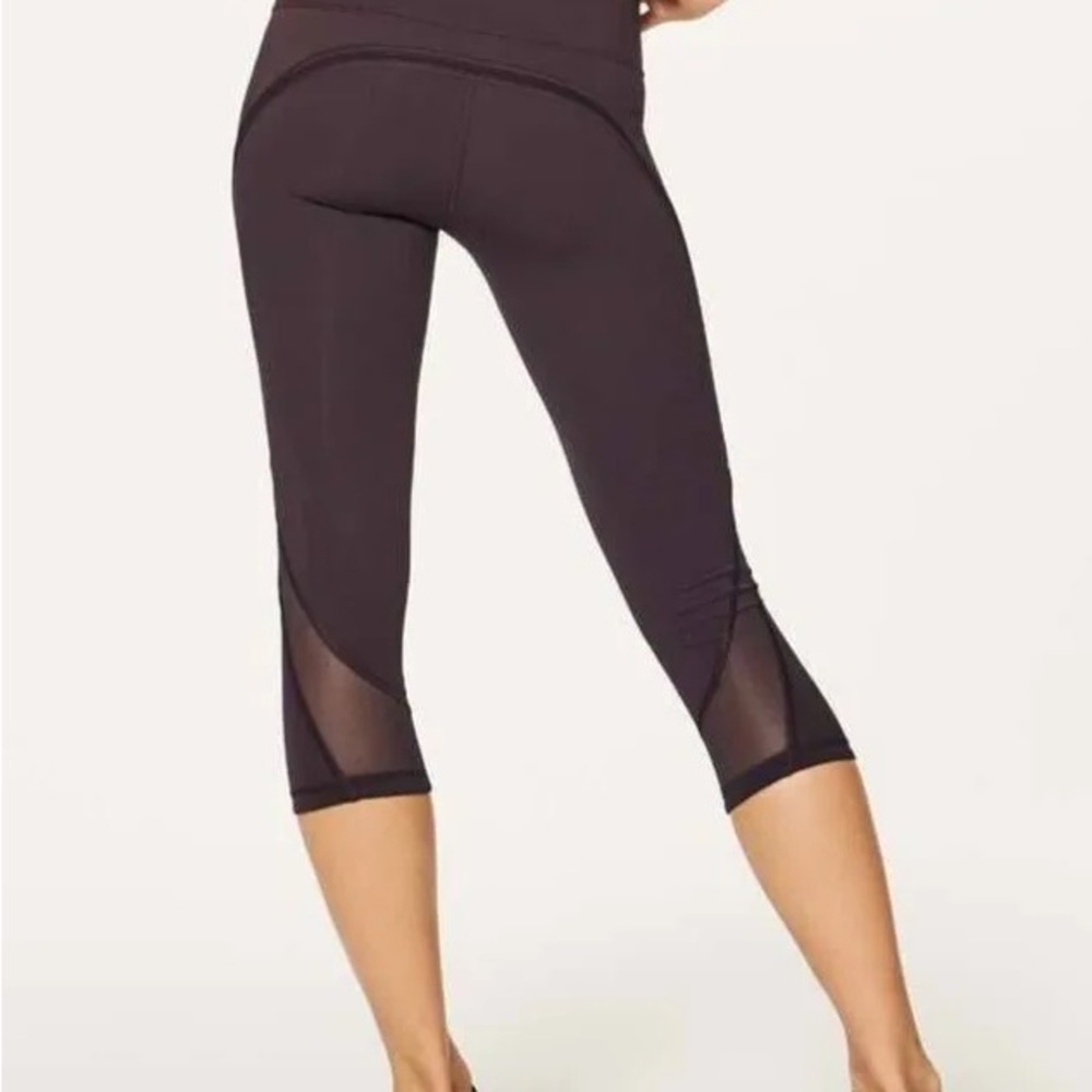 Lululemon Fresh In Mesh Tight Cropped 19” Pelt Burgundy Leggings Size 6